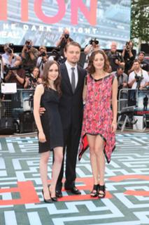 Marion Cotillard feet photo thumbnail