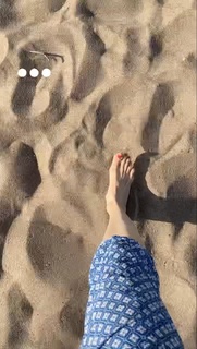 Joanna Jablczynska feet photo thumbnail