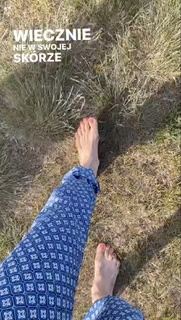 Joanna Jablczynska feet photo thumbnail