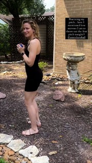 Shantel VanSanten feet photo thumbnail