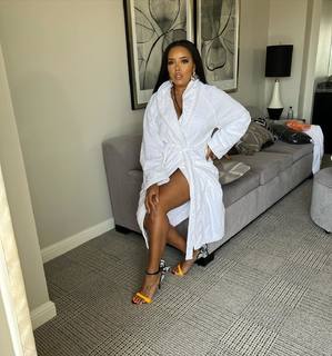 Angela Simmons feet photo thumbnail