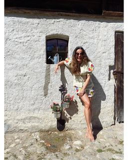 Anna Mucha feet photo thumbnail