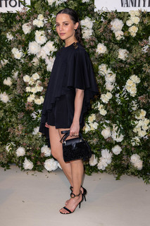 Alicia Vikander feet photo thumbnail