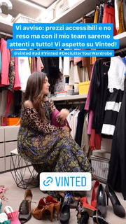 Caterina Balivo feet photo thumbnail