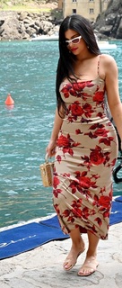 Kylie Jenner feet photo thumbnail