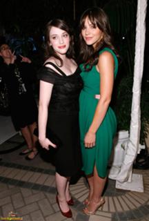 Katharine McPhee feet photo thumbnail