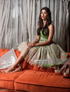 Pooja Hegde feet photo thumbnail