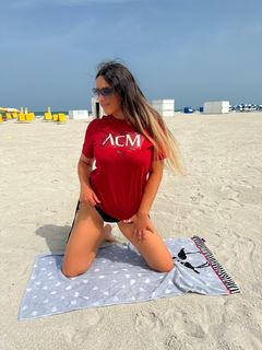 Claudia Romani feet photo thumbnail