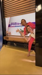 Ana Hickmann feet photo thumbnail