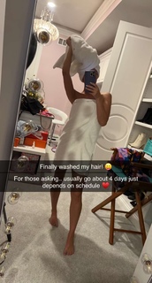 Brittney Smith feet photo thumbnail