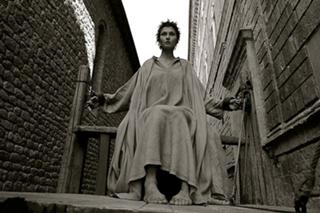 Anna Safroncik feet photo thumbnail