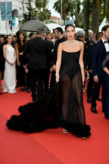 Sara Sampaio feet photo thumbnail
