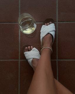 Belén Rodríguez feet photo thumbnail