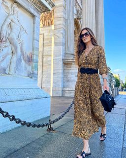 Giorgia Palmas feet photo thumbnail