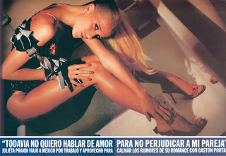 Julieta Prandi feet photo thumbnail