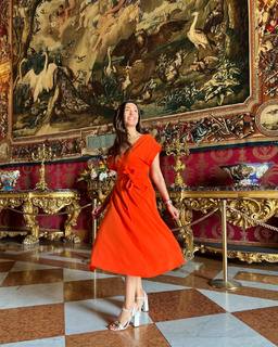 Caterina Balivo feet photo thumbnail