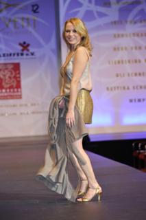 Nova Meierhenrich feet photo thumbnail