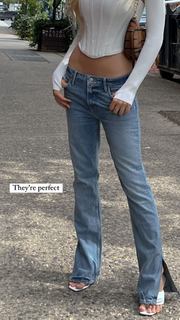 Alexis Ren feet photo thumbnail