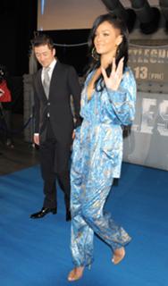 Rihanna feet photo thumbnail