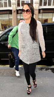 Tulisa feet photo thumbnail
