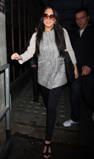 Tulisa feet photo thumbnail