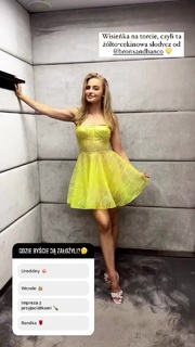 Karolina Pisarek feet photo thumbnail