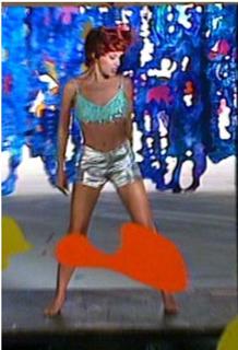 Kylie Minogue feet photo thumbnail