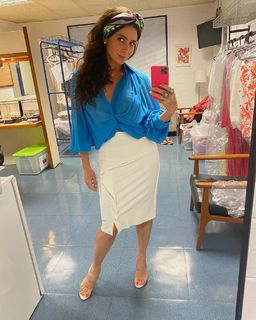 Giovanna Antonelli feet photo thumbnail