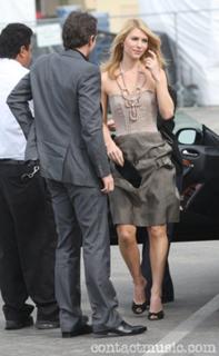 Claire Danes feet photo thumbnail