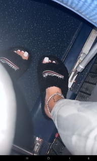 Victoria Waldrip feet photo thumbnail