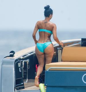 Draya Michele feet photo thumbnail