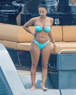 Draya Michele feet photo thumbnail