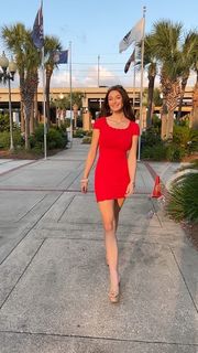Rachel Pizzolato feet photo thumbnail