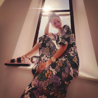 Myleene Klass feet photo thumbnail