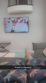 Brittney Smith feet photo thumbnail