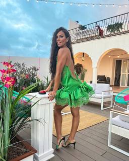 Cristina Pedroche feet photo thumbnail