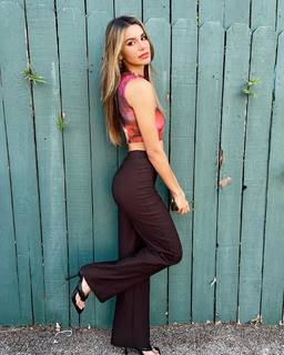 Madison Reed feet photo thumbnail