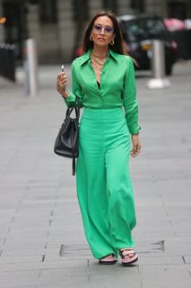 Myleene Klass feet photo thumbnail