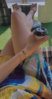 Xenia Tchoumitcheva feet photo thumbnail