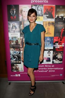 Marion Cotillard feet photo thumbnail