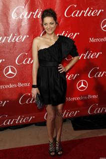 Marion Cotillard feet photo thumbnail