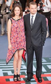 Marion Cotillard feet photo thumbnail