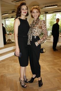 Marion Cotillard feet photo thumbnail