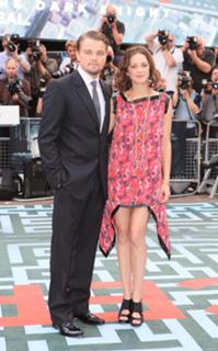 Marion Cotillard feet photo thumbnail