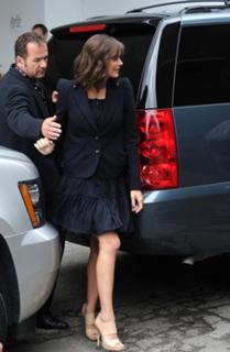 Marion Cotillard feet photo thumbnail