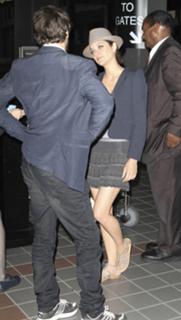 Marion Cotillard feet photo thumbnail