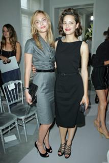 Marion Cotillard feet photo thumbnail