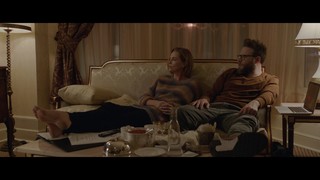 Charlize Theron feet photo thumbnail