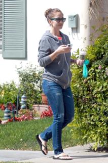 Minka Kelly feet photo thumbnail