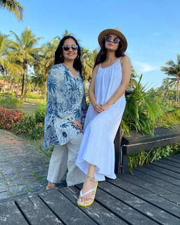 Anushka Sen feet photo thumbnail